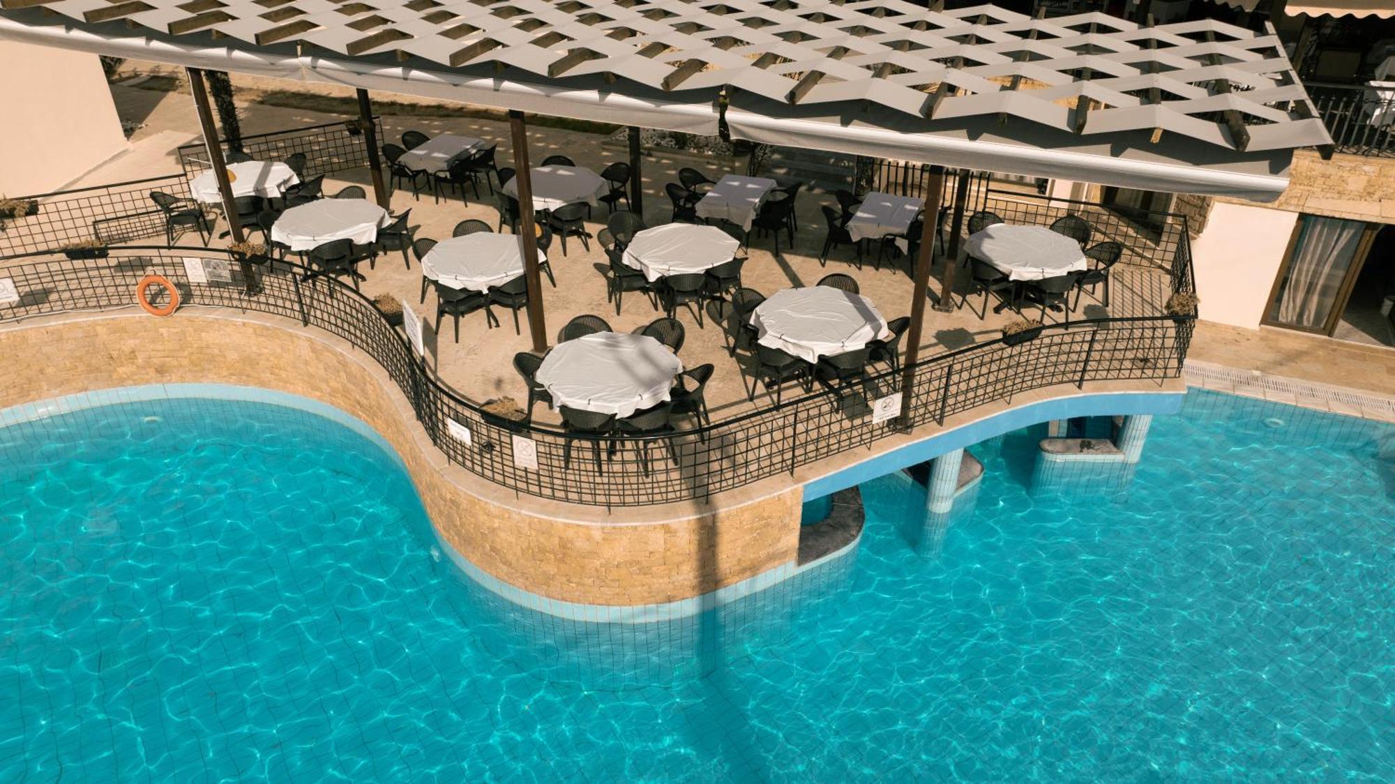 Hotel Makednos Nikiti  Exterior photo